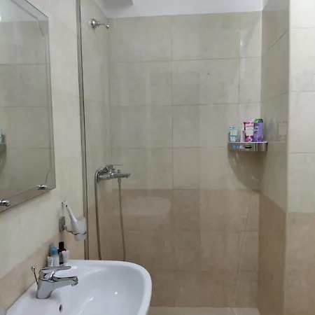 Esi Apartamento *
